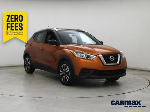 Orange 2019 Nissan Kicks SV