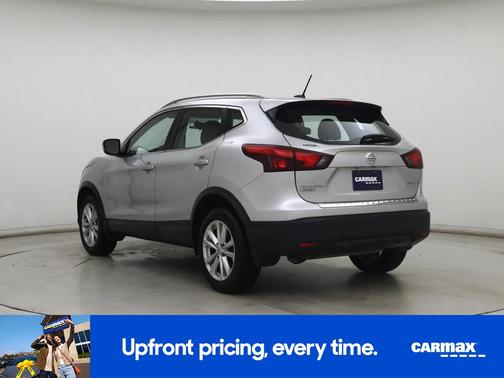 Silver 2017 Nissan Rogue Sport SV