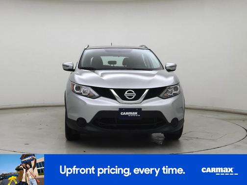 Silver 2017 Nissan Rogue Sport SV