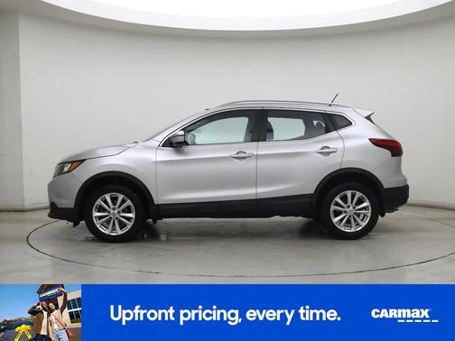 Silver 2017 Nissan Rogue Sport SV