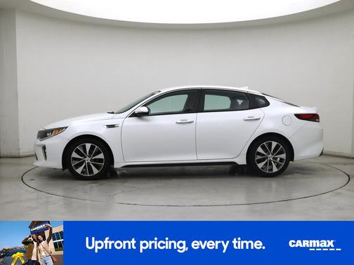 White 2018 Kia Optima S