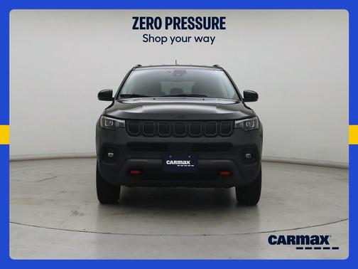 Gray 2022 Jeep Compass Trailhawk