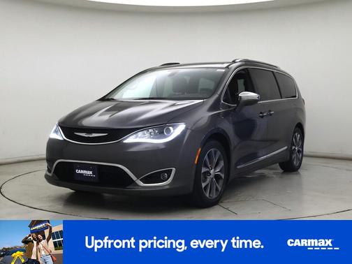 Gray 2017 Chrysler Pacifica Limited
