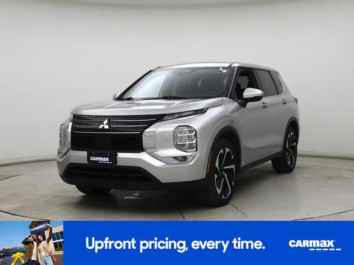 2022 Mitsubishi Outlander ES