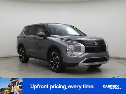 Silver 2022 Mitsubishi Outlander SE