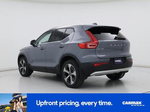 2023 Volvo XC40 B5 Plus Bright Theme