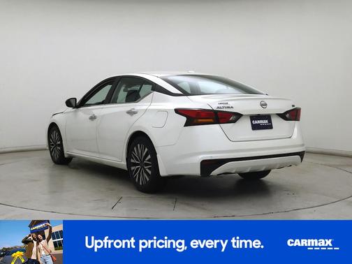 White 2024 Nissan Altima SV