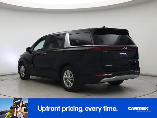 2024 Kia Carnival LX Seat Package