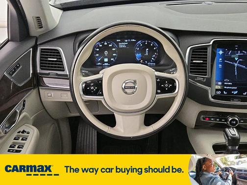 2019 Volvo XC90 T6 Momentum