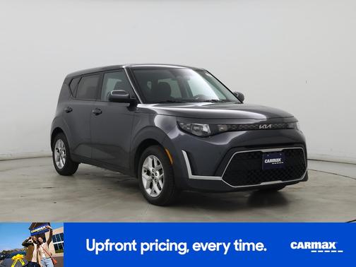 Gray 2023 Kia Soul LX