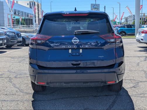 Deep Ocean Blue Pearl 2025 Nissan Rogue SV