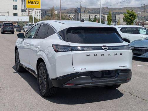 Everest White Pearl Tricoat 2026 Nissan Murano Platinum