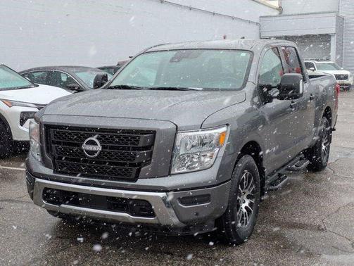 Gun Metallic 2024 Nissan Titan SV