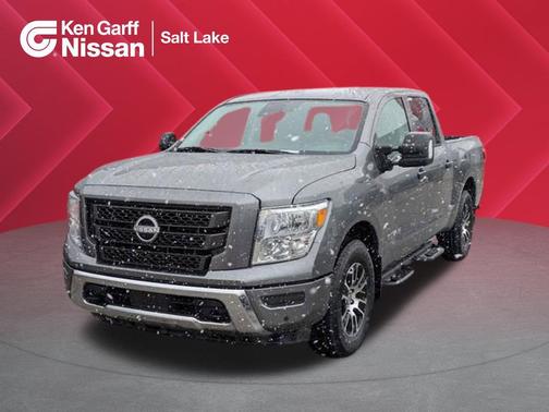 Gun Metallic 2024 Nissan Titan SV