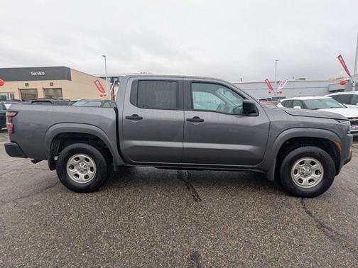 2022 Nissan Frontier S