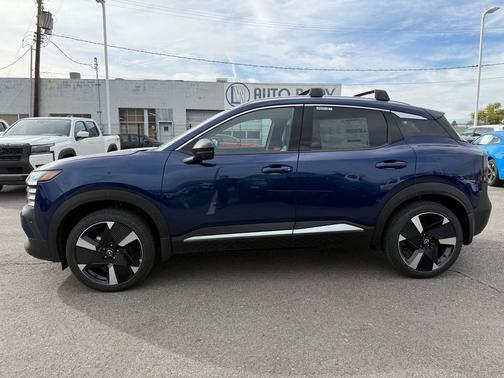 Deep Blue Pearl 2026 Nissan Kicks SR