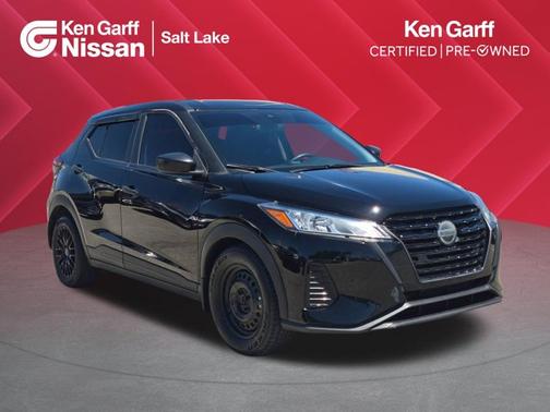 Super Black 2021 Nissan Kicks S