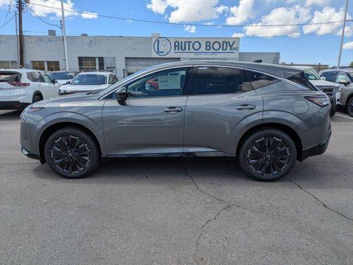 Gun Metallic 2026 Nissan Murano Platinum