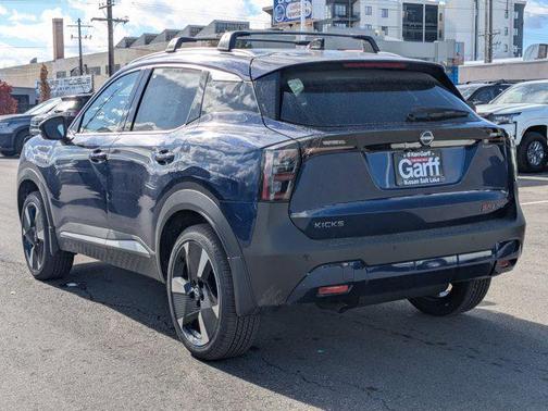 Deep Blue Pearl 2026 Nissan Kicks SR