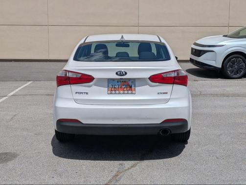 Snow White Pearl 2014 Kia Forte EX