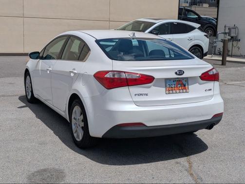 Snow White Pearl 2014 Kia Forte EX