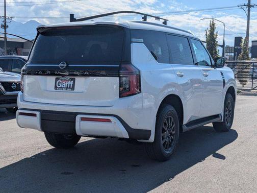 Aspen White Tricoat 2026 Nissan Armada SV