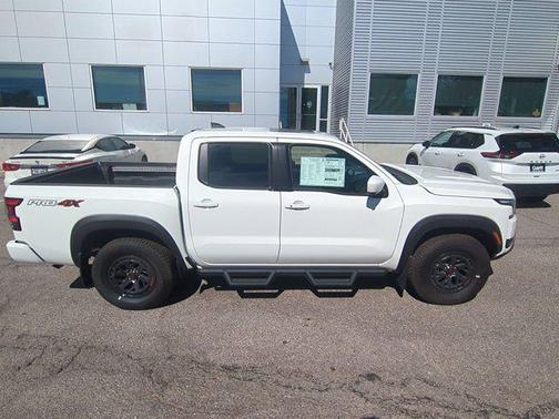 Glacier White 2026 Nissan Frontier PRO-4X