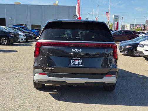 Panthera Metal 2025 Kia Carnival LXS