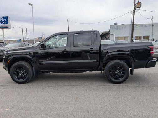 Super Black 2026 Nissan Frontier SV