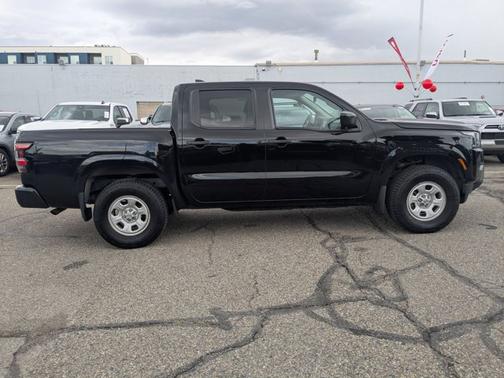 2023 Nissan Frontier S