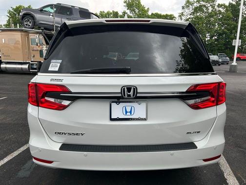 2023 Honda Odyssey Elite