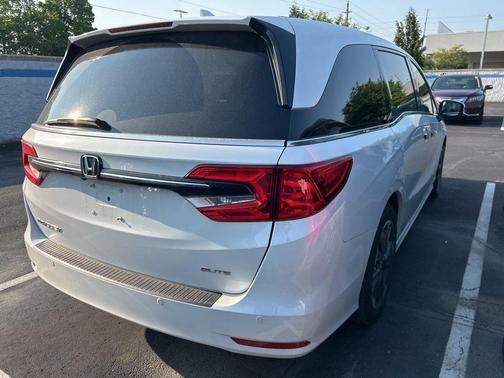 2023 Honda Odyssey Elite