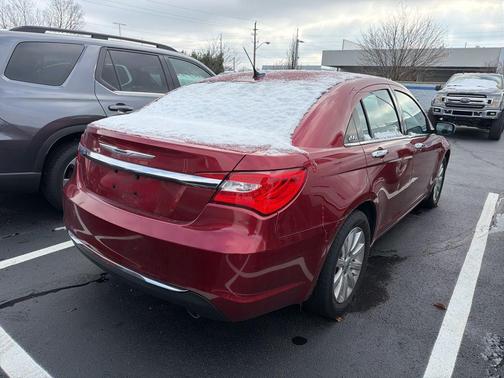 2013 Chrysler 200 Limited