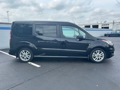2017 Ford Transit Connect XLT