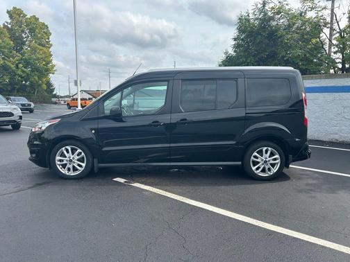 2017 Ford Transit Connect XLT