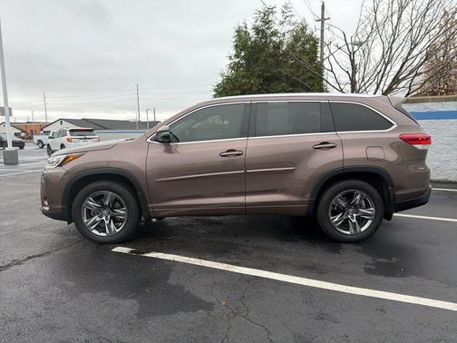 2017 Toyota Highlander Limited Platinum