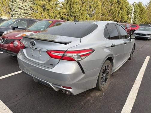 2019 Toyota Camry SE