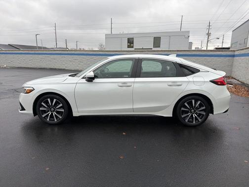 2023 Honda Civic EX-L