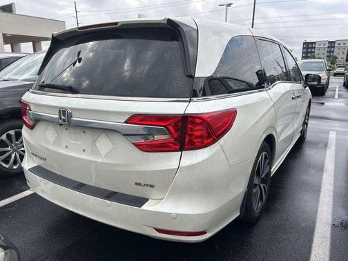 2018 Honda Odyssey Elite