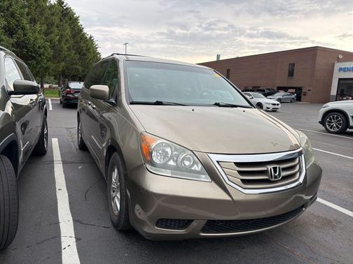 Mocha Metallic 2010 Honda Odyssey EX