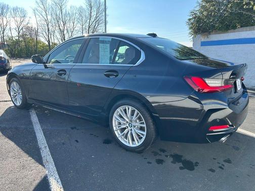 2024 BMW 330 i xDrive