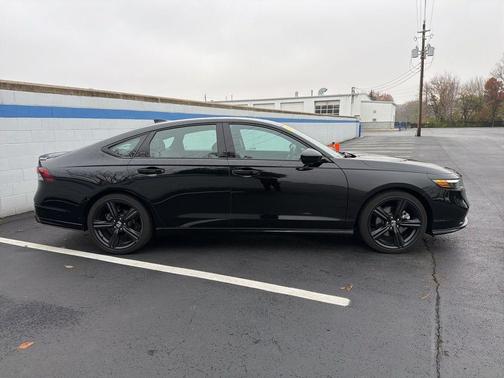 2023 Honda Accord Hybrid Sport-L