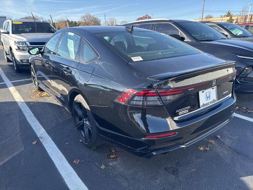 2023 Honda Accord Hybrid Sport-L