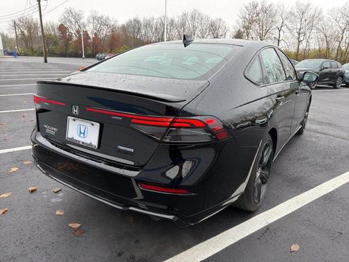 2023 Honda Accord Hybrid Sport-L