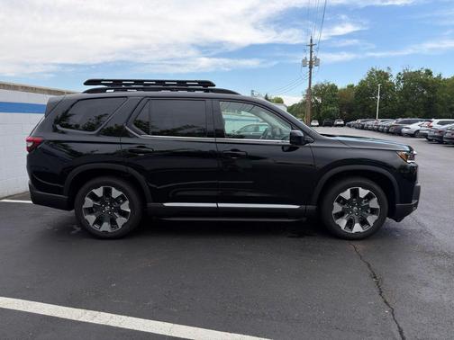 Crystal Black Pearl 2026 Honda Pilot Elite