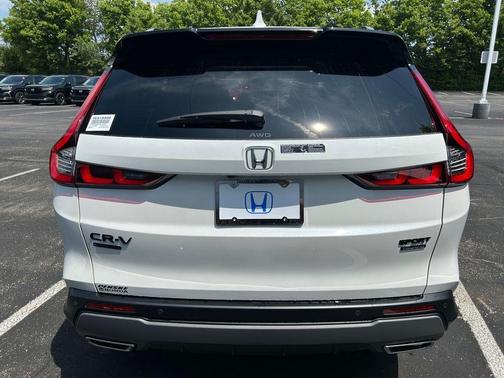 Platinum White Pearl 2026 Honda CR-V Hybrid Sport Touring