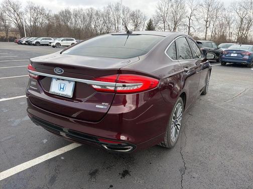 2017 Ford Fusion SE