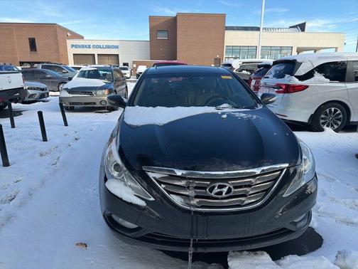 2013 Hyundai SONATA Limited