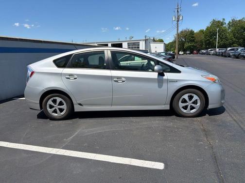 Classic Silver Metallic 2015 Toyota Prius Four