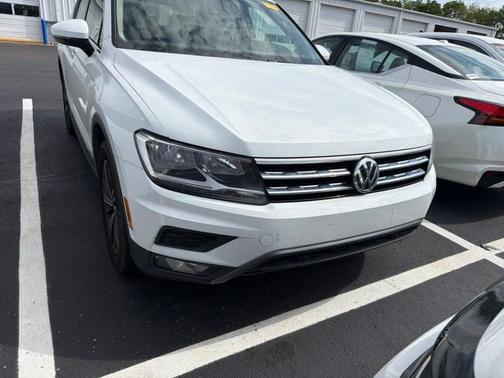 Pure White 2019 Volkswagen Tiguan 2.0T SEL